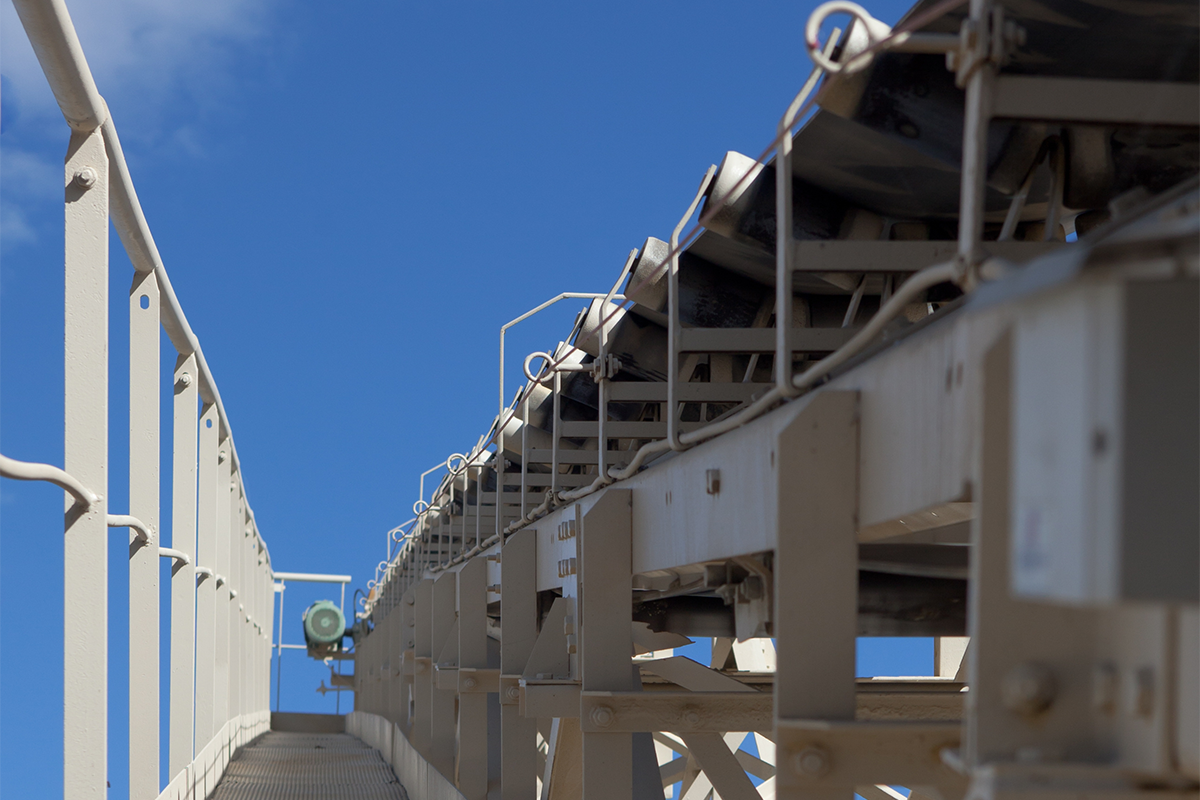 skirt board rubber -conveyor